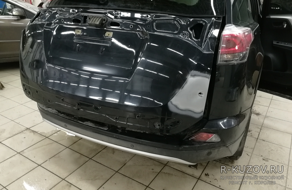  Toyota Rav 4  / ремонт крышки багажника  / СТО Р-Кузов / ремонт