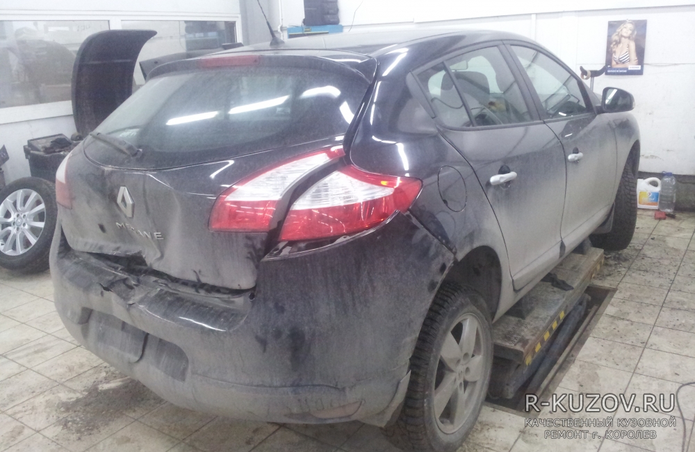 Renault Megane III / Кузовной ремонт последствий удара в зад / СТО Р-Кузов / до ремонта