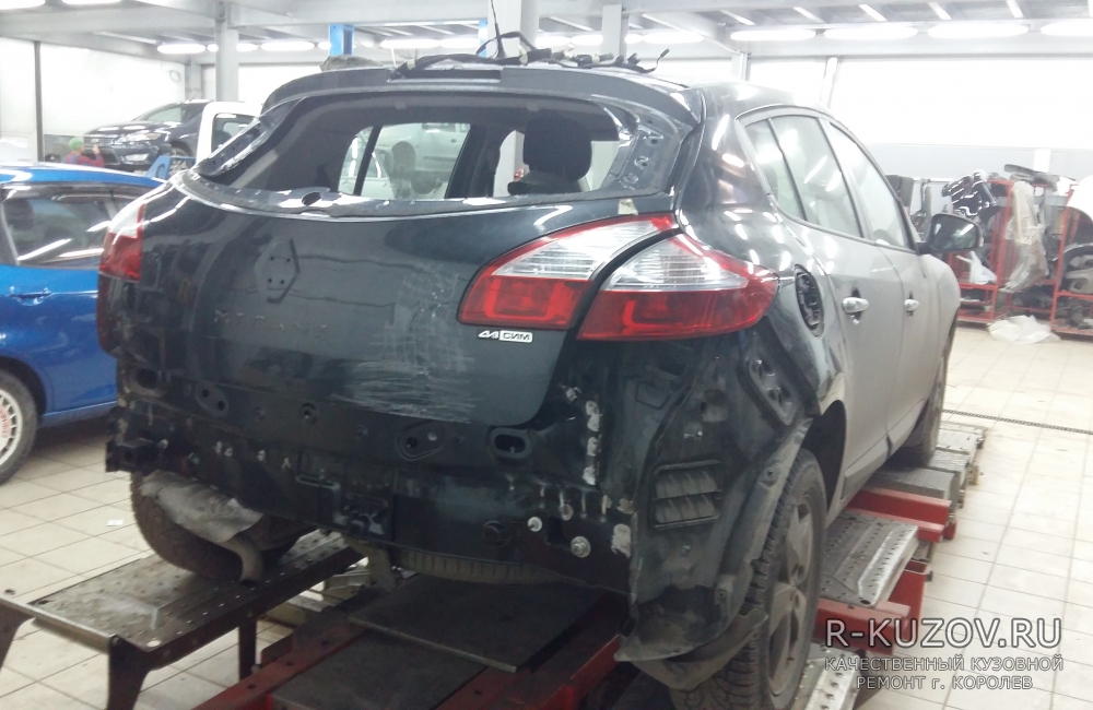 Renault Megane III / Кузовной ремонт последствий удара в зад / СТО Р-Кузов / ремонт