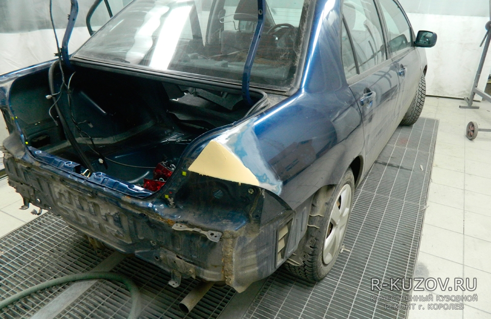 Mitsubishi Lancer 2005 г.в. / Кузовной ремонт последствий удара в заднюю часть. / СТО Р-Кузов / ремонт