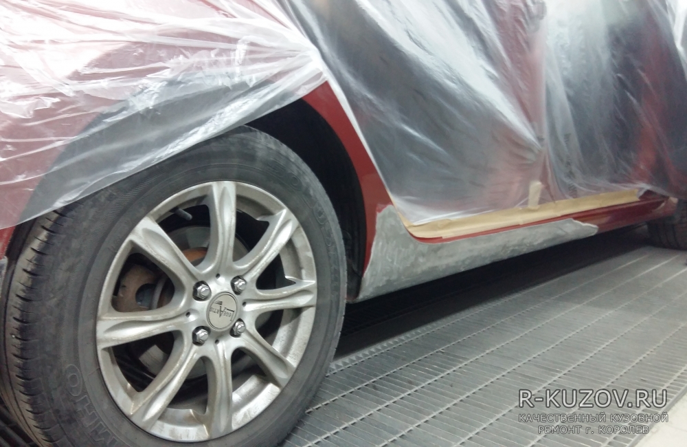 Hyundai Solaris / Ремонт вмятины порога автомобиля / СТО Р-Кузов / ремонт