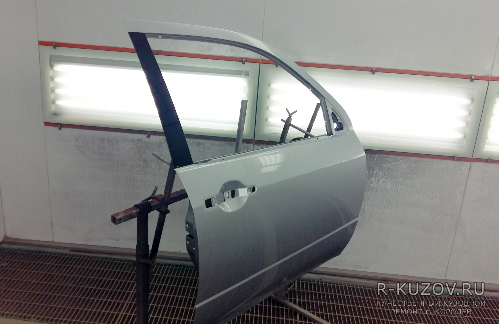 Mitsubishi Outlander  / замена передней двери, покраска боковины / СТО Р-Кузов / ремонт
