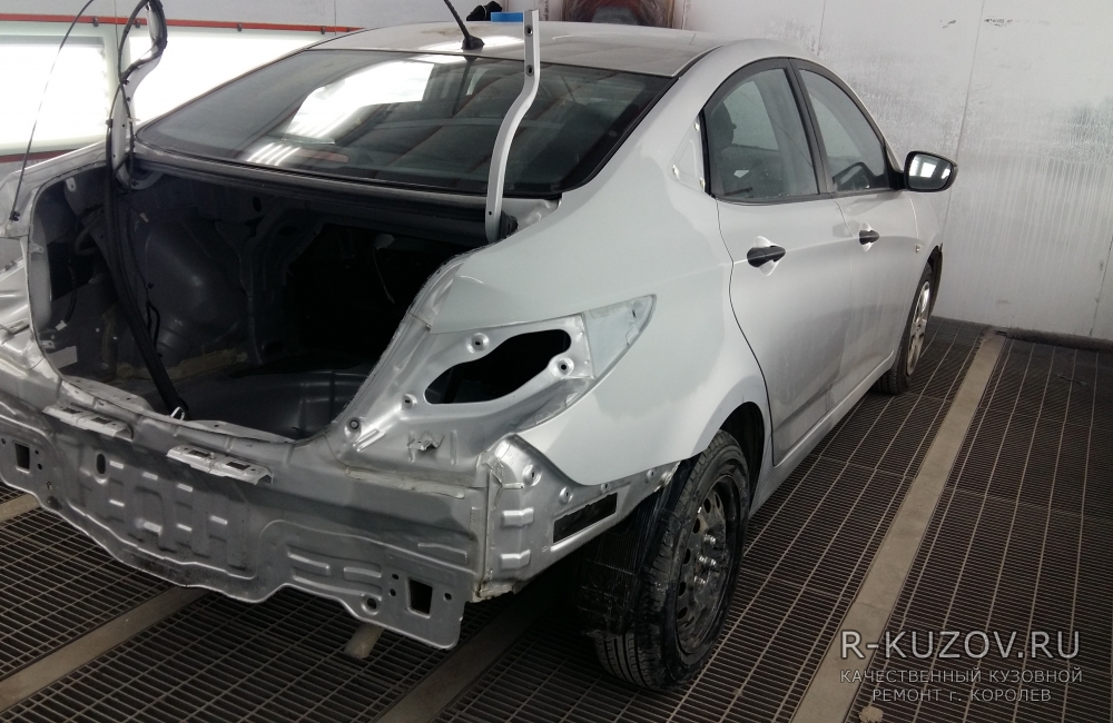 Hyundai Solaris / удар в заднюю часть кузова / СТО Р-Кузов / ремонт